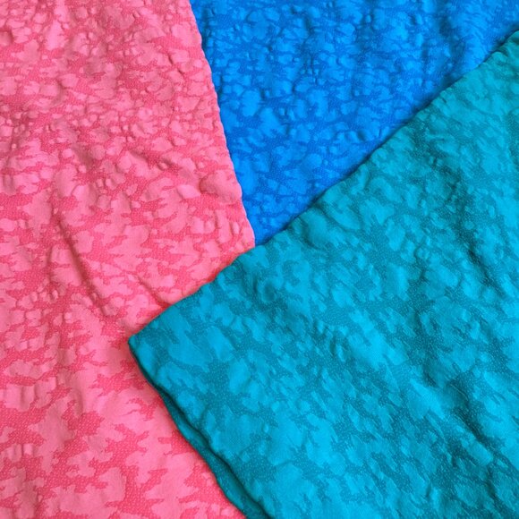 3 NEW Nikibiki Long Soft & Stretchy Burnout Tank Tops - Picture 5 of 7